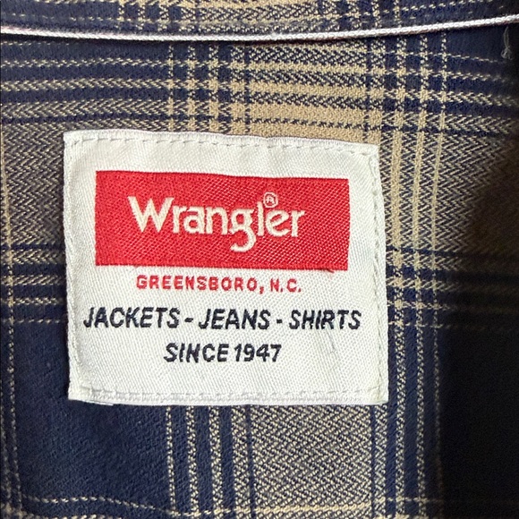 Wrangler Navy and Tan Plaid Button Down Shirt - Picture 2 of 9